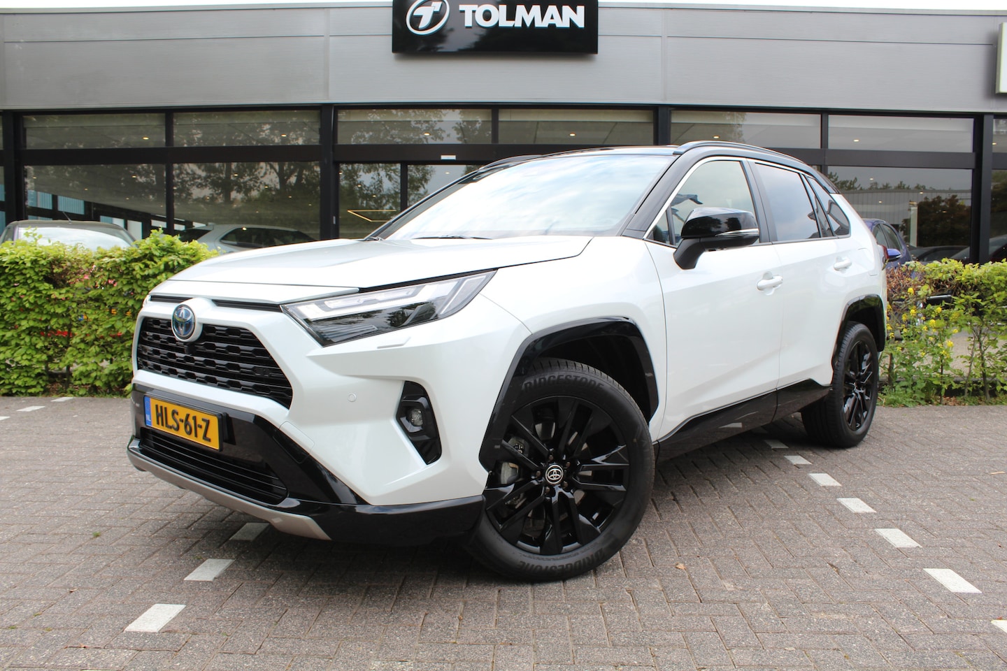 Toyota RAV4 - 2.5 Hybrid Style Bi-Tone | Rijklaar | Trekhaak | JBL | PDC | 360 camera | Stoelverwarming - AutoWereld.nl