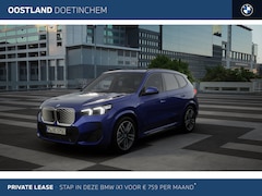 BMW iX1 - eDrive20 M Sport / Panoramadak / Trekhaak / Sportstoelen / M Adaptief onderstel / Comfort