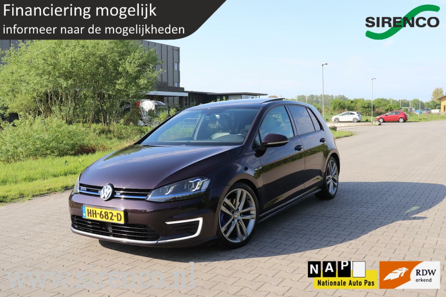 Volkswagen Golf - 1.4 TSI GTE Leder | Panoramadak | 204pk Hybride Power | stoelverwarming adaptive cruise ui - AutoWereld.nl