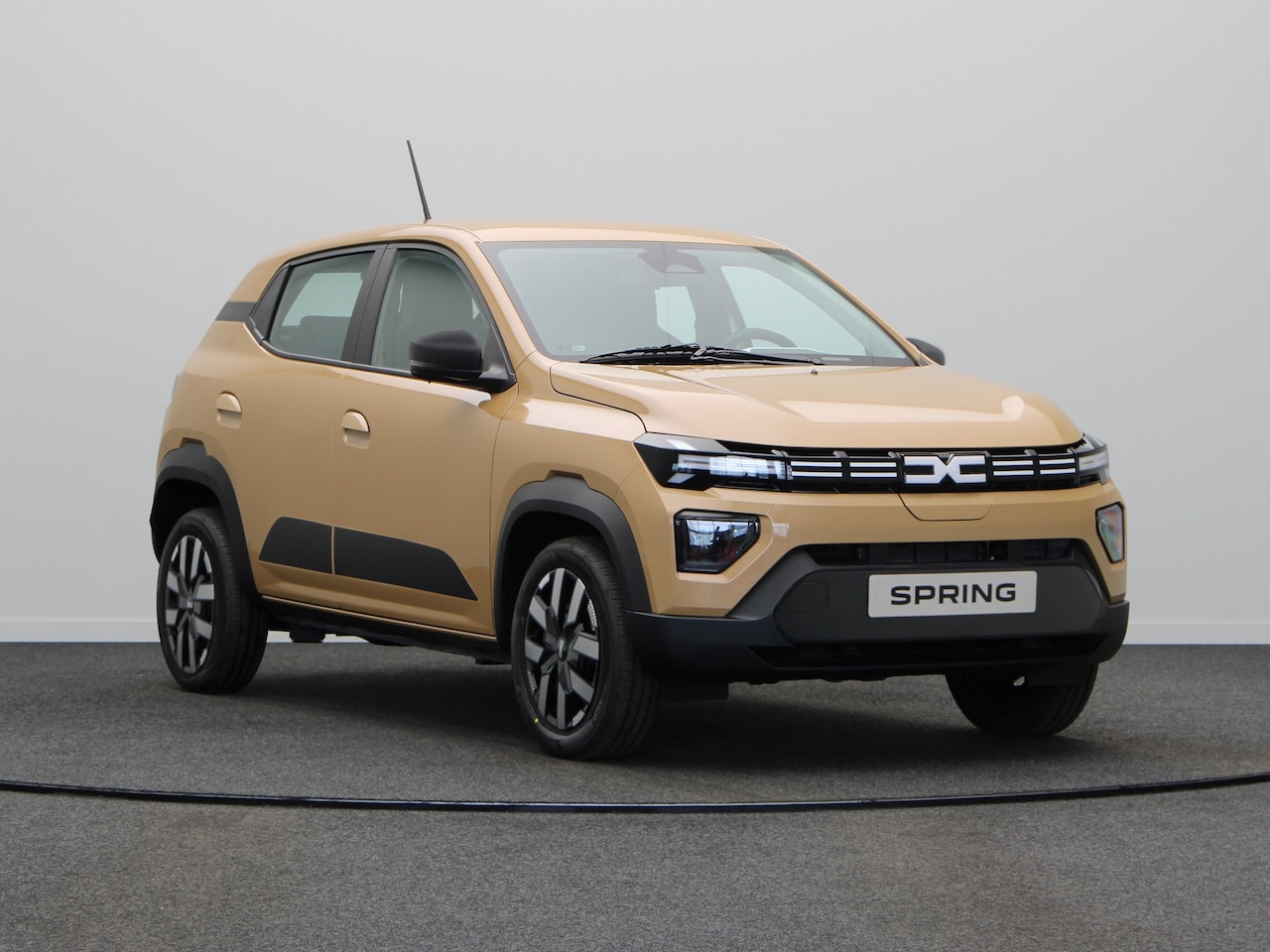 Dacia Spring - Dacia Expression Electric 65 | Cruise Control met snelheidsbegrenzer | ISOFIX-bevestigings - AutoWereld.nl
