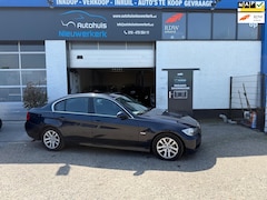 BMW 3-serie - 320i Dynamic Executive- Automaat met onderhoudshistorie, Airco, Schuifdak, Cruise Control,