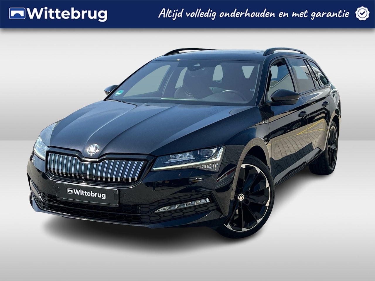 Skoda Superb Combi - 1.4 TSI iV 218PK Sportline Business / Panoramadak / Standkachel / Zwenkbare Trekhaak / Dig - AutoWereld.nl