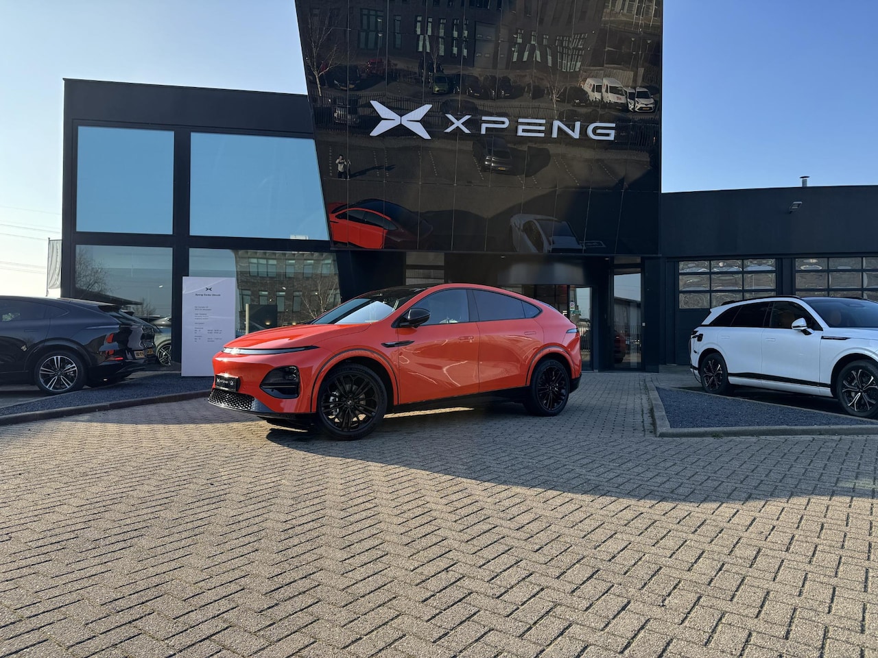 Xpeng G6 - RWD Long Range 88 kWh 570km| BlackPack| Trekhaak - AutoWereld.nl