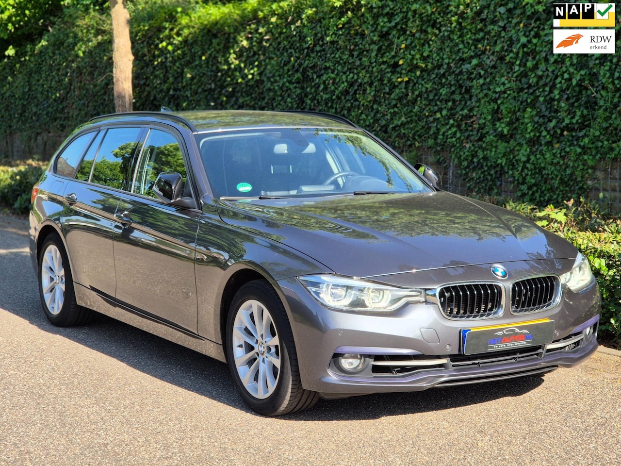 BMW 3-serie Touring - 318i High Executive Sport Elk. Trekhaak Navi - AutoWereld.nl