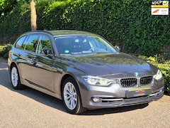 BMW 3-serie Touring - 318i High Executive Sport Elk. Trekhaak Navi