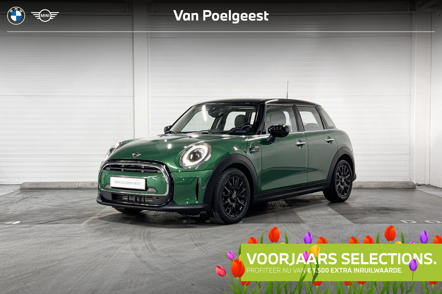 MINI Cooper - 5-Deurs | Classic uitvoering | Park Distance Control | Navigatiesysteem | Apple Carplay | - AutoWereld.nl