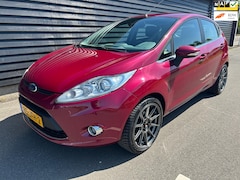 Ford Fiesta - 1.25 Titanium Zeer Netjes APK t/m 01-05-2026