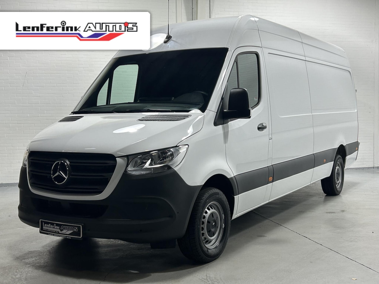Mercedes-Benz Sprinter - 317 CDI 170 pk L3H2 Automaat MBux, Apple Carplay Airco, Cruise Control, PDC V+A, Opstap ac - AutoWereld.nl