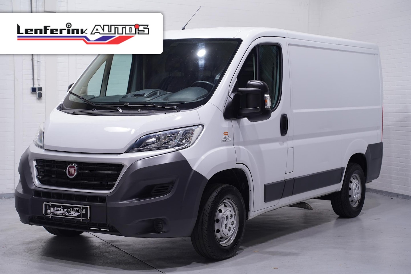 Fiat Ducato - 2.3 MultiJet 130 pk L1H1 Airco, Trekhaak Laadruimte Pakket, NAP, 3-Zits - AutoWereld.nl