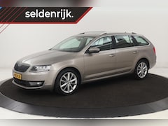Skoda Octavia - 1.2 TSI Elegance | Stoelverwarming | Xenon | Navigatie | Climate control | Bluetooth | Par