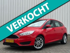 Ford Focus - 1.0 Trend Edition Airco, Navigatie, CruiseControl, PDC, ElektrischeRamen.Apk tot 17-03-202