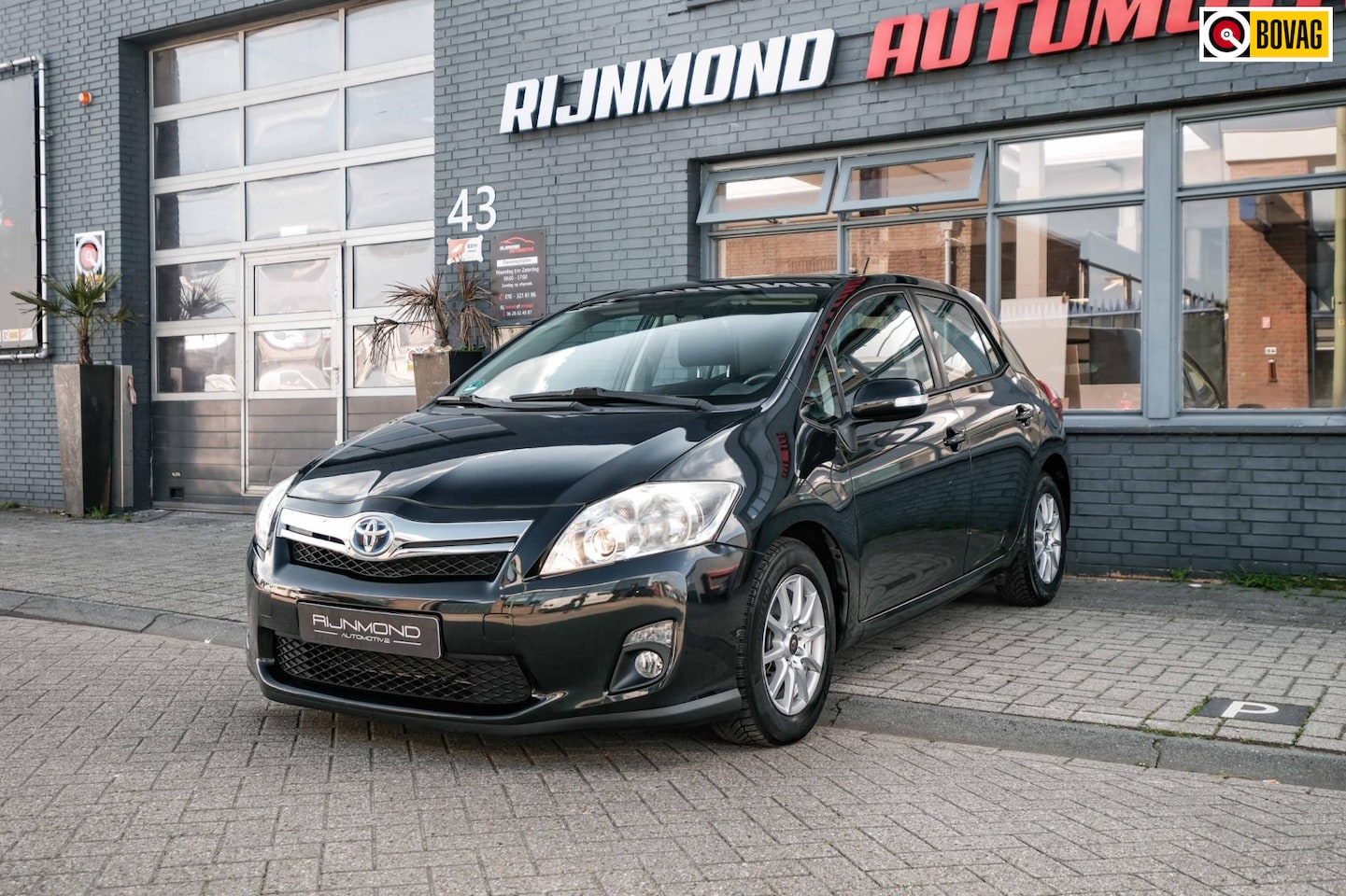 Toyota Auris - 1.8 Full Hybrid Business|Camera|Cruise Control|Navi| - AutoWereld.nl