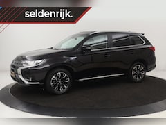 Mitsubishi Outlander - 2.0 PHEV Instyle+ | Schuifdak | Leder | Stoel & stuurverwarming | Trekhaak | 360 camera |