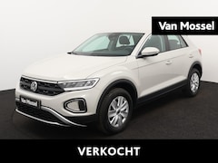 Volkswagen T-Roc - 1.0 TSI 110 PK | Trekhaak afneembaar | Apple Carplay | LED koplampen | Parkeersensoren | D