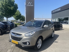 Hyundai ix35 - 2.0i Style + Navigatie+Trekhaak*RIJKLAARPRIJS
