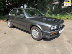 BMW 3-serie - 320i, in prima staat, automaat, schuifdak, leer, recent groot onderhoud