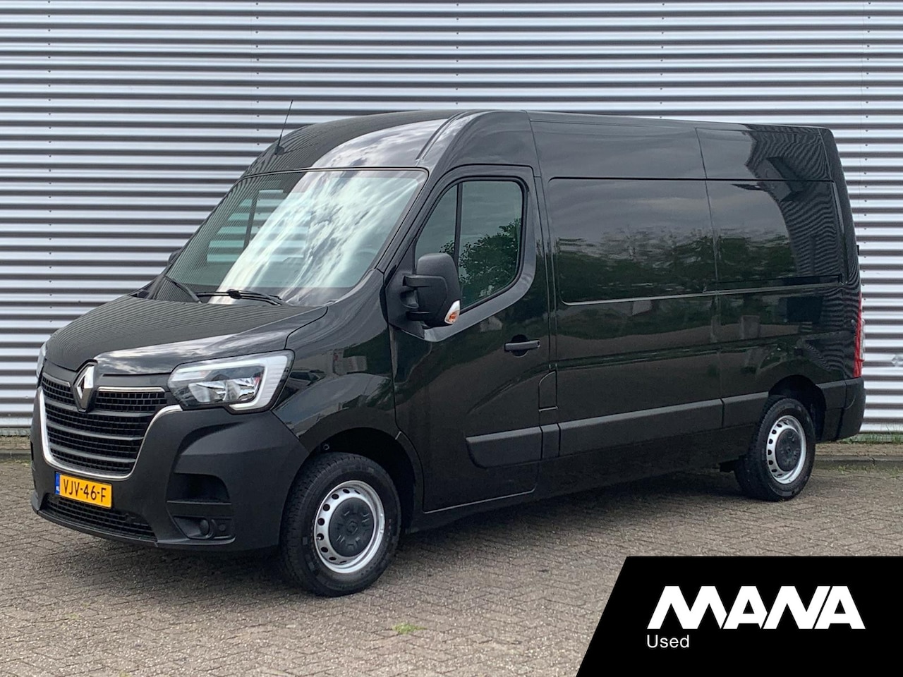 Renault Master - T35 2.3 dCi 135 L2H2 Airco Cruise Sensoren LED 12V Navigatie Bijrijdersbank Bluetooth NAP - AutoWereld.nl
