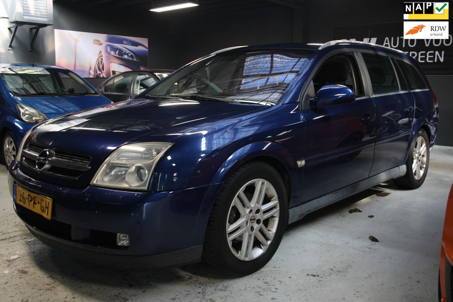 Opel Vectra Wagon - 1.8-16V Sport / NAP / APK / CLIMA - AutoWereld.nl