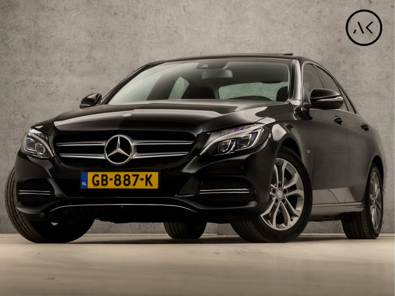 Mercedes-Benz C-klasse - 180 Prestige Sport 157Pk Automaat (SCHUIFDAK, NAVIGATIE, LEDER, STOELVERWARMING, SFEERVERL - AutoWereld.nl