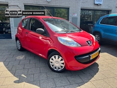 Peugeot 107 - 1.0-12V XR Weinig Km NAP Nieuwe apk