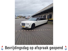 Chrysler 300C - 3.5 V6 Platinum Limousine 9 Personen LPG G3