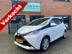 Toyota Aygo - 1.0 VVT-i x-play Zeer netjes