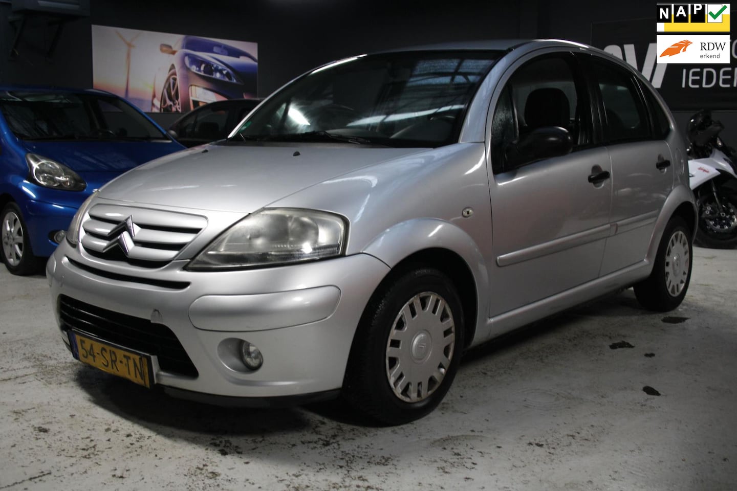 Citroën C3 - 1.4i Sky Radio / nieuwe apk / airco / nap - AutoWereld.nl