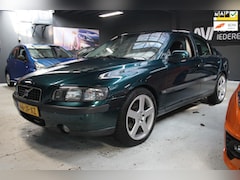 Volvo S60 - 2.4 / nieuwe apk / airco ijskoud / distri. vervangen