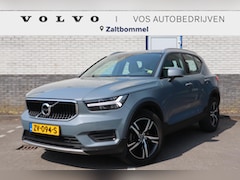 Volvo XC40 - 1.5 T3 Momentum Pro