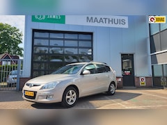 Hyundai i30 CW - 1.6i Dynamic AUTOMAAT