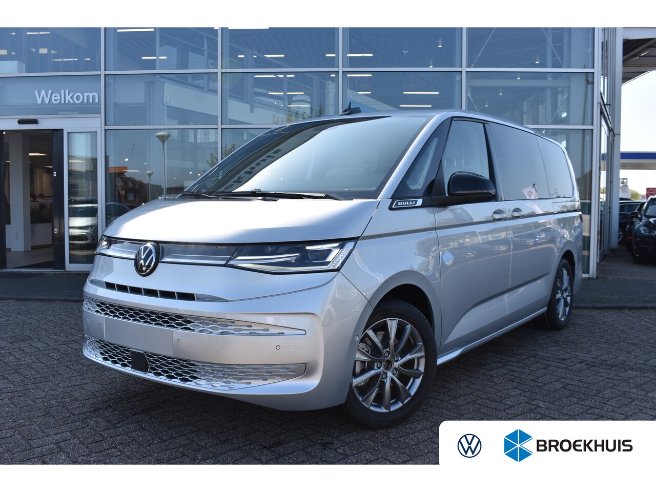 Volkswagen Multivan - 1.5 eHybrid L2 Bulli Edition 4Motion Volkswagen 1.5 eHybrid L2 Bulli Edition 4Motion - AutoWereld.nl