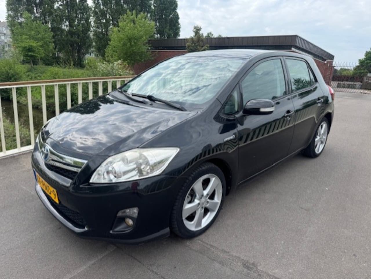Toyota Auris - 1.8 Full Hybrid Executive 1.8 Full Hybrid Executive - AutoWereld.nl