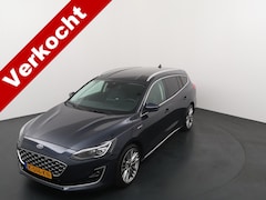 Ford Focus Wagon - EcoBoost Hybrid 125pk Vignale | Dealer onderhouden | Trekhaak | Adapt. Cruise | Winter pac