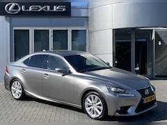Lexus IS - 300h Business Line