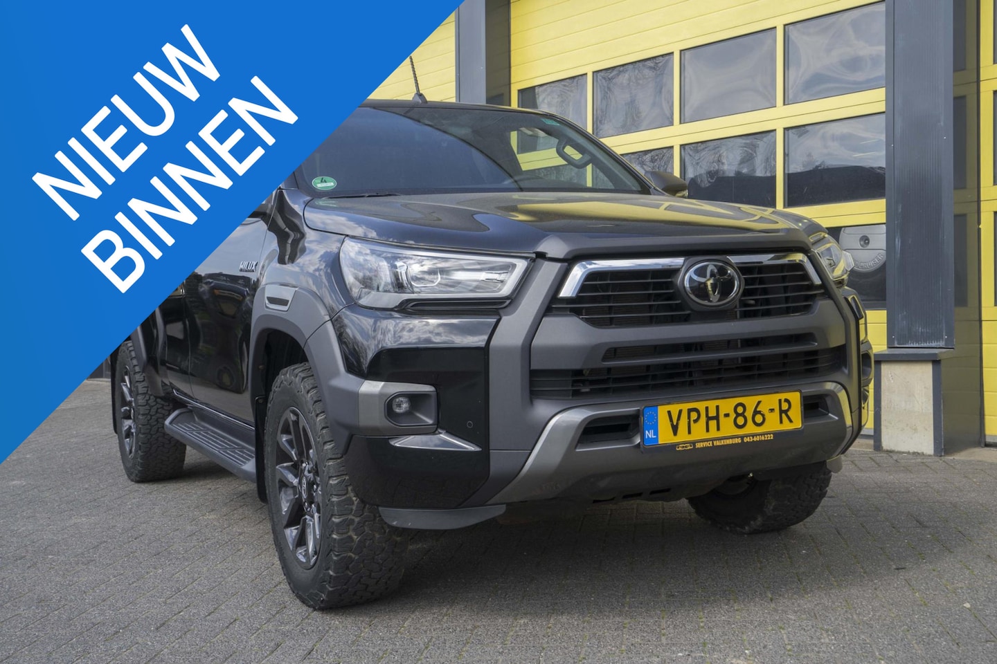 Toyota HiLux - 2.8 D-4D Xtra Cab Invincible 2.8 D-4D Xtra Cab Invincible - AutoWereld.nl