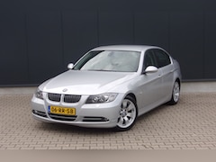 BMW 3-serie - 325i Dynamic | 6 Cilinder | Trekhaak | PDC