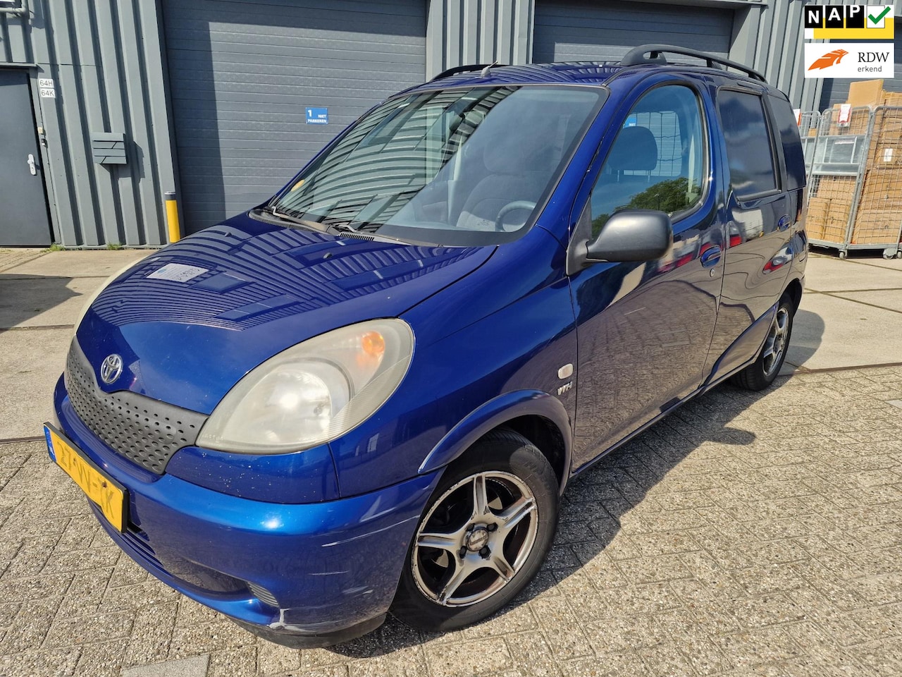 Toyota Yaris Verso - 1.3-16V VVT-i Sol 1.3-16V VVTi Sol, AUTOMAAT, grijs kenteken, bijtel vriendelijk! - AutoWereld.nl