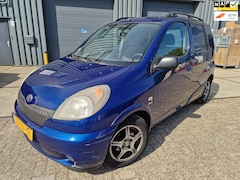 Toyota Yaris Verso - 1.3-16V VVTi Sol, AUTOMAAT, grijs kenteken, bijtel vriendelijk
