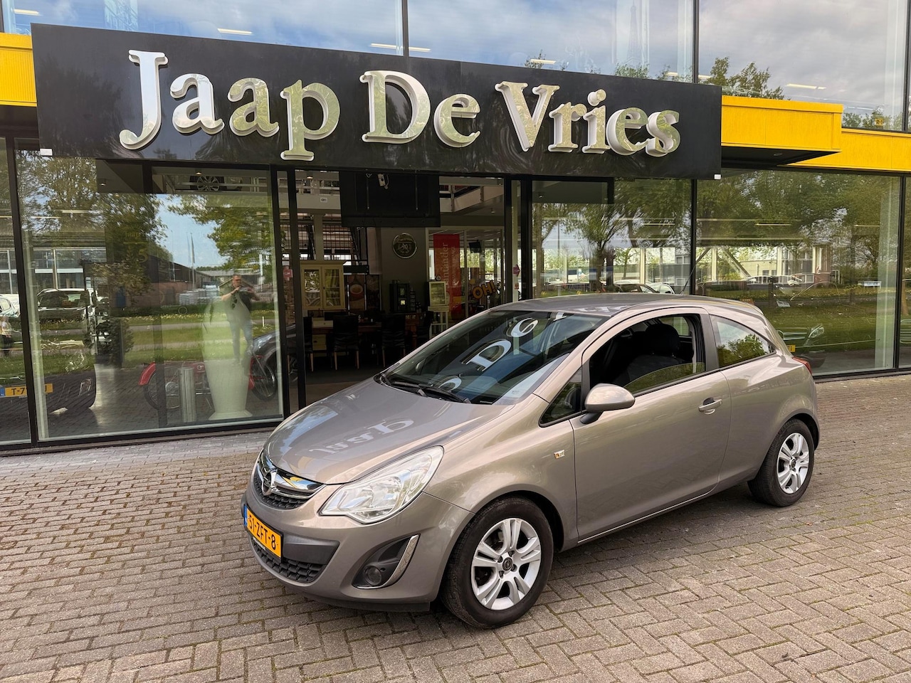 Opel Corsa - 1.2-16V Edition 1.2-16V EDITION - AutoWereld.nl