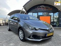 Toyota Auris - 1.8 Hybrid Pano Navi 100% Dealer Onderhouden