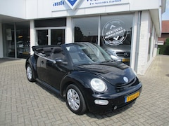 Volkswagen New Beetle Cabriolet - luxe uitvoering met elektrisch cabriodak