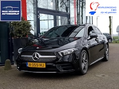 Mercedes-Benz A-klasse - 200 Premium AMG Styling AUTOMAAT | Navi | Sfeerverlichting | ECC | PDC + Camera | LM Velge