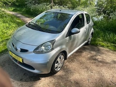 Toyota Aygo - 1.0-12V +