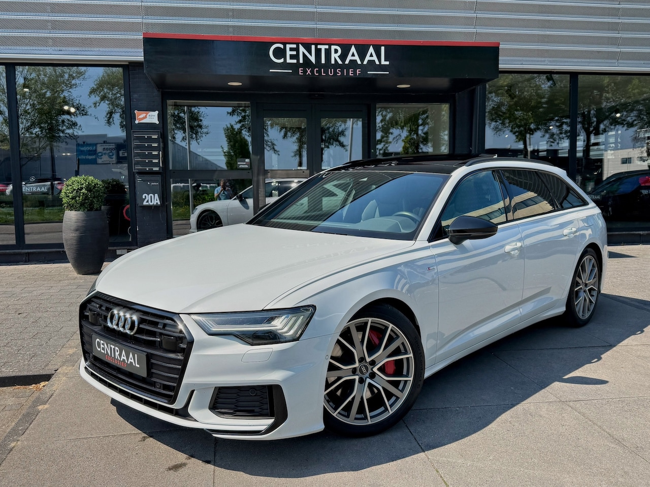 Audi A6 Avant - 55 TFSI e quattro Competition Pano|367PK||Leder|Schale|B&O|Keyless|ACC - AutoWereld.nl