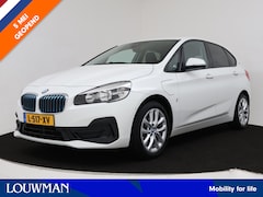 BMW 2-serie Active Tourer - 225xe iPerformance Limited | AWD | Navigatie | Stoelverwarming | Plug-in Hybrid |