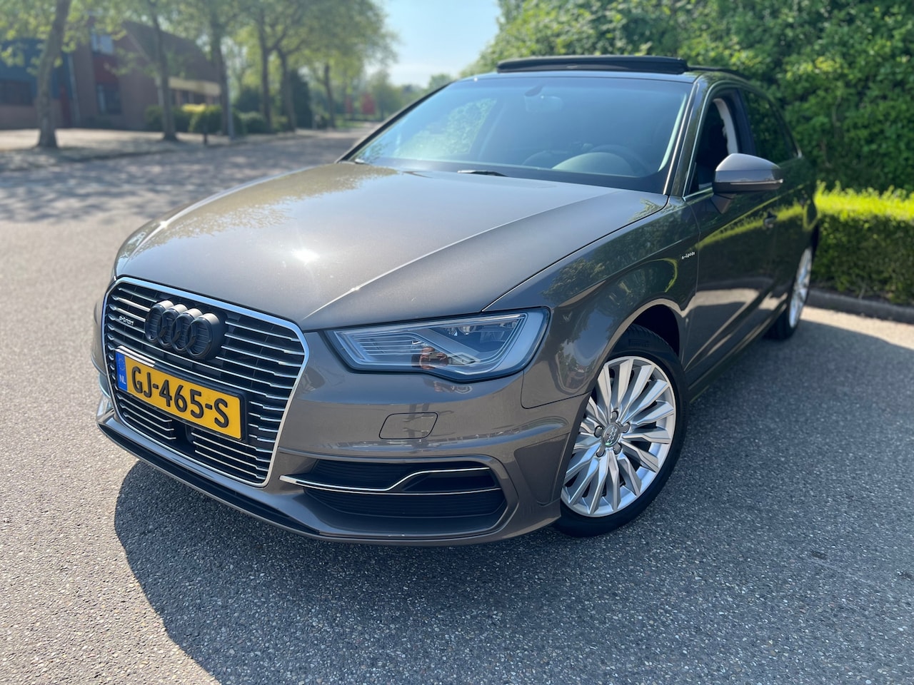 Audi A3 Sportback - 1.4 e-tron PHEV Attraction Pro Line plus Pano dak - AutoWereld.nl