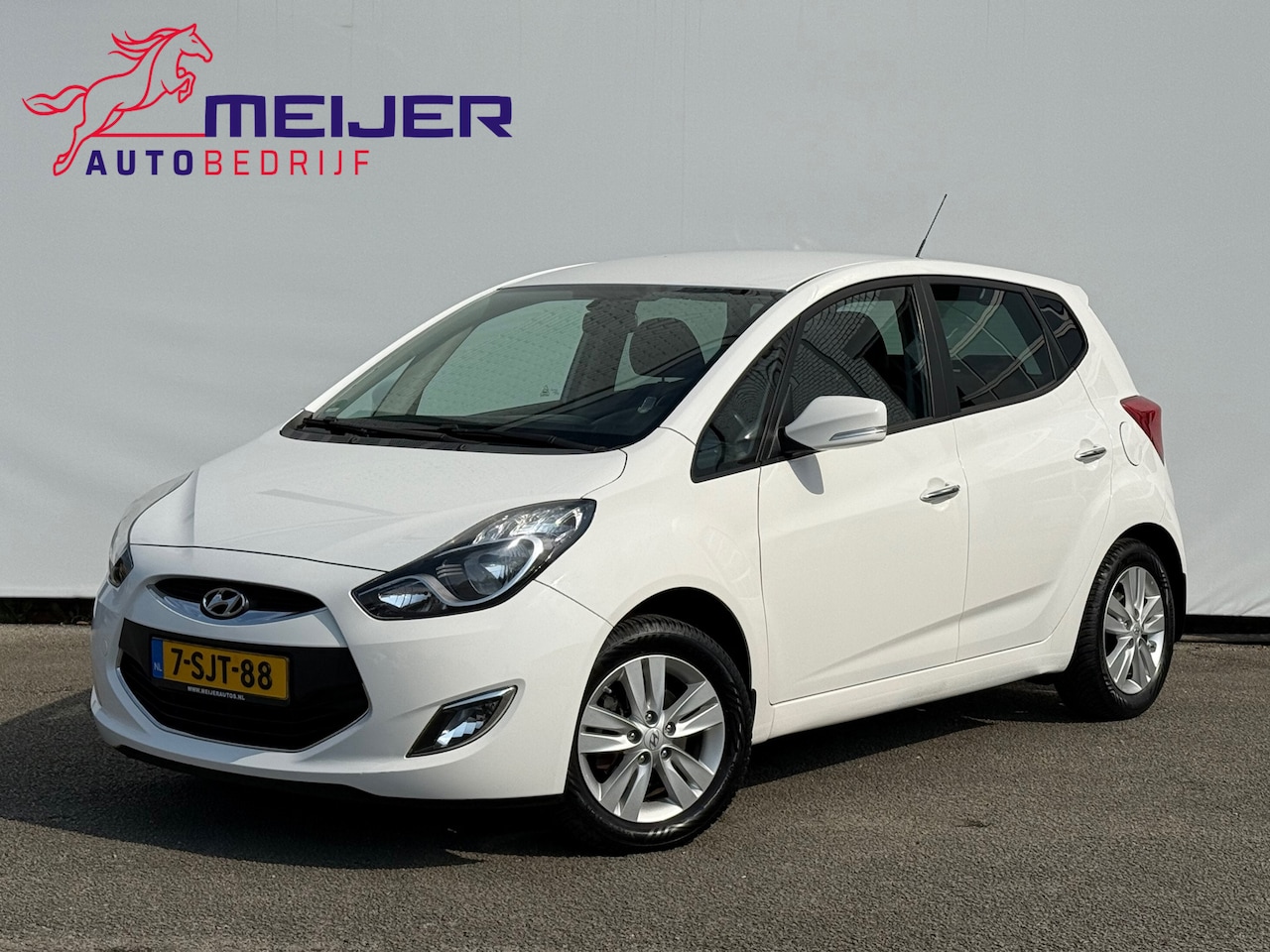 Hyundai ix20 - 1.6i i-Magine Sportvelgen | Parkeersensoren | Airco | Camera | AllSeason | Afn. Trekhaak ! - AutoWereld.nl