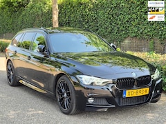 BMW 3-serie Touring - 330i 252-PK M Sport Edition 6WB Panorama CarPlay Trekhaak NAP H&K HUD NL APK 12mnd GARANTI