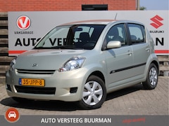 Daihatsu Sirion 2 - 1.0-12V Premium 70PK Elektrische Ramen Voor en Achter,
