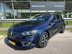 Renault Mégane Estate - 1.3 TCe 140 PK Bose / Trekhaak / Keyless / Camera / Blind spot warning / Climate / Lane as